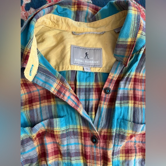 EUC royal Robbins plaid lightweight button down shirt, size s - Picture 2 of 5
